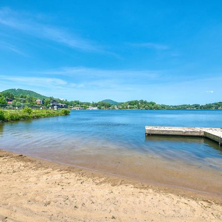 A Beautiful View & Carriage Villa Lake Junaluska Oda fotoğraf